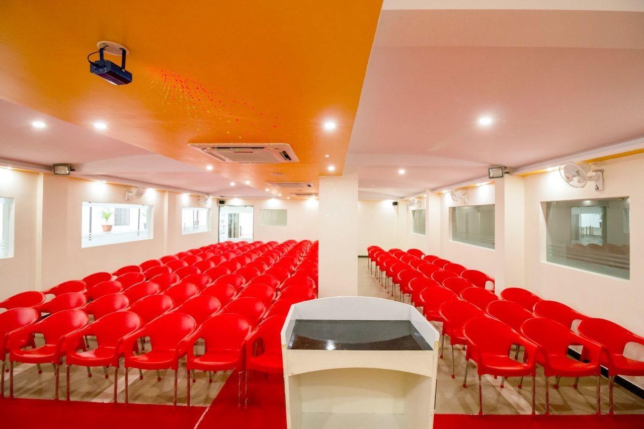 โอโย 5362 โฮเต็ล สปาร์ แกรนด์ Hotel วิสาขปัตนัม ภายนอก รูปภาพ